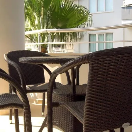 Διαμέρισμα Modern In Alanyagreen Park